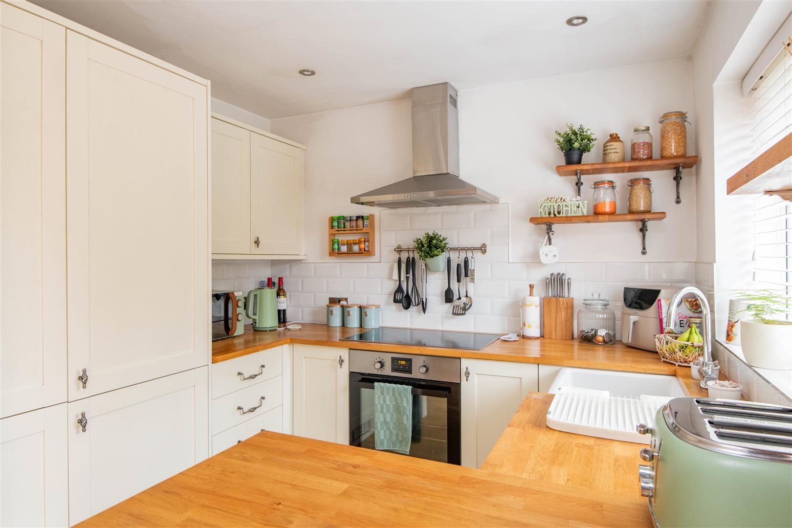 2 bed property in Carr Field, Preston